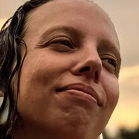 Адэлияаа Голая