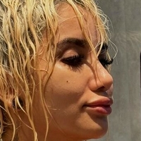 Агата Руиз Голая