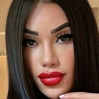 Агаталира Голая