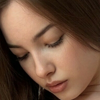 Элис Каприс Голая