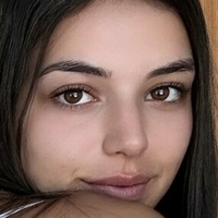 Амбер Аджами Голая