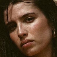 Ана Леон Голая