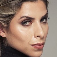 Ана Паула Минерато Голая