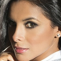 Андреас Солис Голая