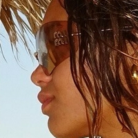 Аничка Дельгадо Голая