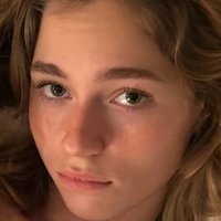 Анна Малигон Голая