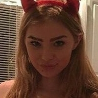 аннилиз Голая