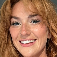 Энни Шарлотта Голая