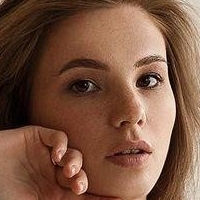 Анютамур Голая
