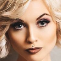 Одри Николь Голая