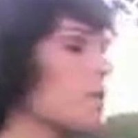 Би Томпкинс Голая