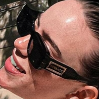 Билли Айлиш Голая