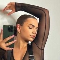 Шарлотт Мейнард Голая