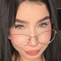 Хлоя.Мию Голая