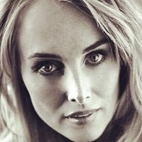 Чинна Филлипс Голая