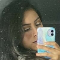 Делми Эксо Голая