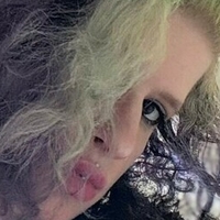 демонлилин Голая