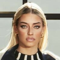 Диана Пликена Голая