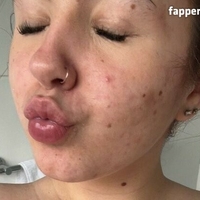 Дёртибэнтерингблонд Голая