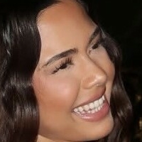 Эдаат.с Голая