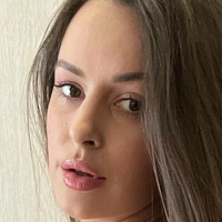 эээмилли Голая