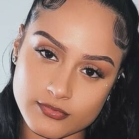 Элизабет Роуз Карраско Голая