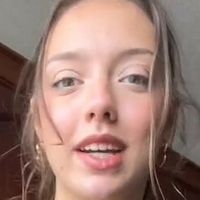 Элли Джолли Голая