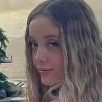 Эми Джи Голая