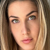 Эмили Фокси Голая