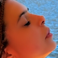 Эмили Пап Голая