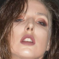 эндлесссиннер Голая