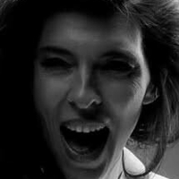 Ева Шуг Голая