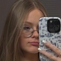 Гиллиан Келли Голая