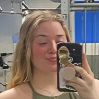 Халохайлсанджел Голая