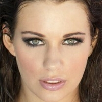 Холлиджейдпирс Голая