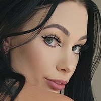Хайлия Фри Голая