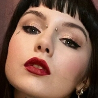 Ирина Лейкам Голая