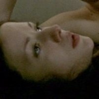 Изабелла Янц Голая