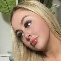 Иззи Дэвис Голая