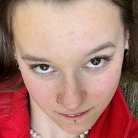 Иззи Инкд Голая