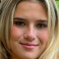 Джуллиалейн Голая