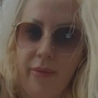 Джун695 Голая