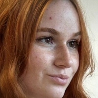 келлииред Голая