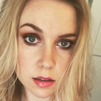 Келси Кук Голая