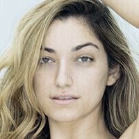 Кикисутхерд Голая