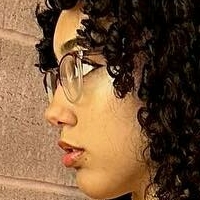 Лала Ираво Голая