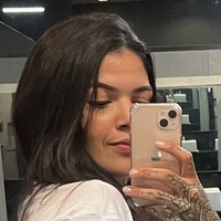 лауралопкс Голая