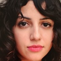 Лайла Кошнуди Голая