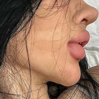 Ле Тхи Тхань Там Голая