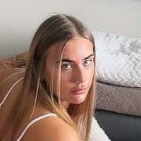 Лия МакЮэн Голая